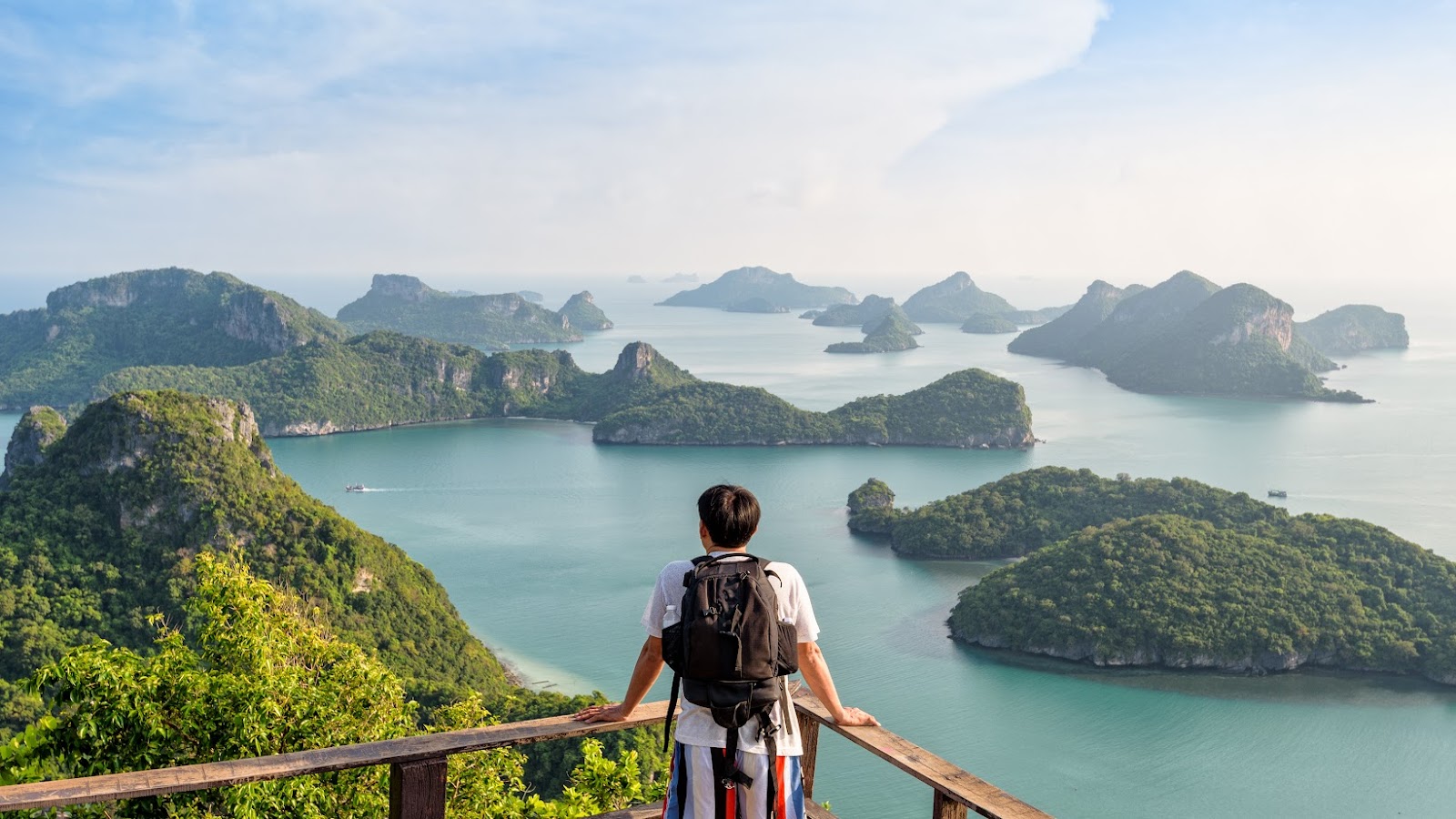 Giải Mã Giấc Mơ Thấy Đi Du Lịch: Điềm Báo Gì, Chốt Cặp Số Nào Để Đổi Đời Nhanh Chóng?